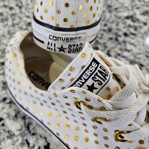 White with gold spots converse low lace sneakers